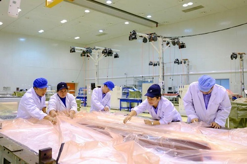 防靜電白滌棉大褂.jpg 防靜電白滌棉大褂.jpg