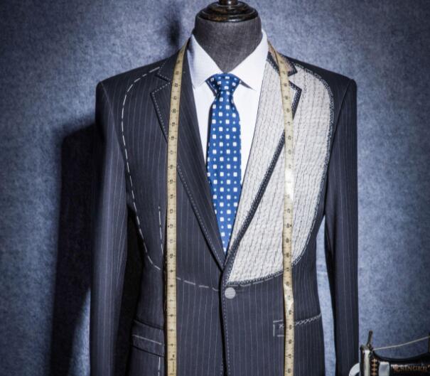 商務(wù)西服和休閑西服的區(qū)別