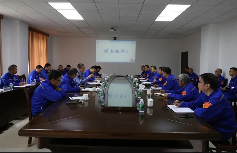 中國鋁業工作服定制款式圖片