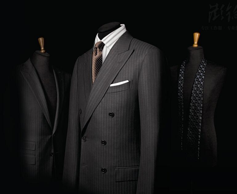 商務(wù)司機(jī)著裝要求