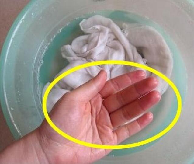 84消毒液可以漂白衣服嗎？