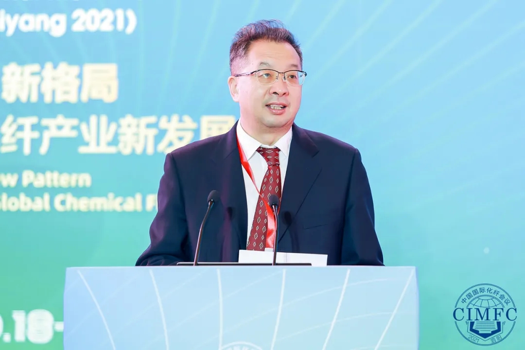 何亞瓊:未來要優(yōu)化碳纖維等高性能纖維生產(chǎn)應(yīng)用體系!