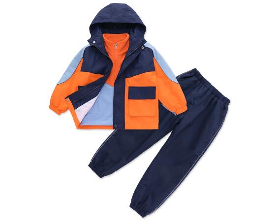 中小學(xué)校服變相強(qiáng)買?教育部回應(yīng)